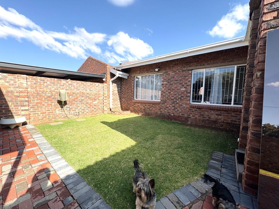 To Let 3 Bedroom Property for Rent in Riebeeckstad Free State